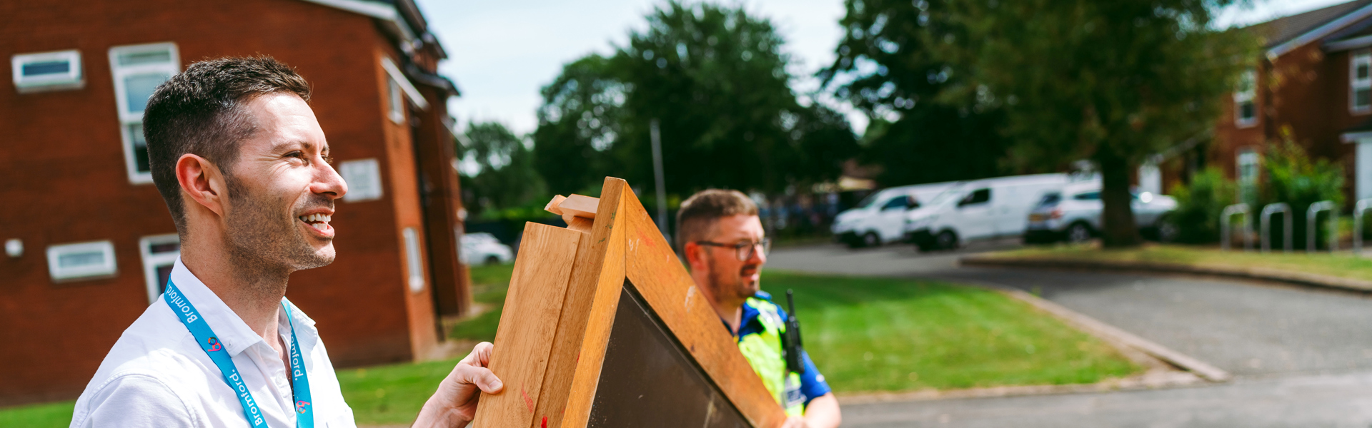 Bromford colleague working with local PCSO